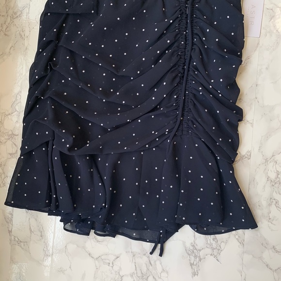 *NWT* ASTR the label dress - Picture 4 of 7